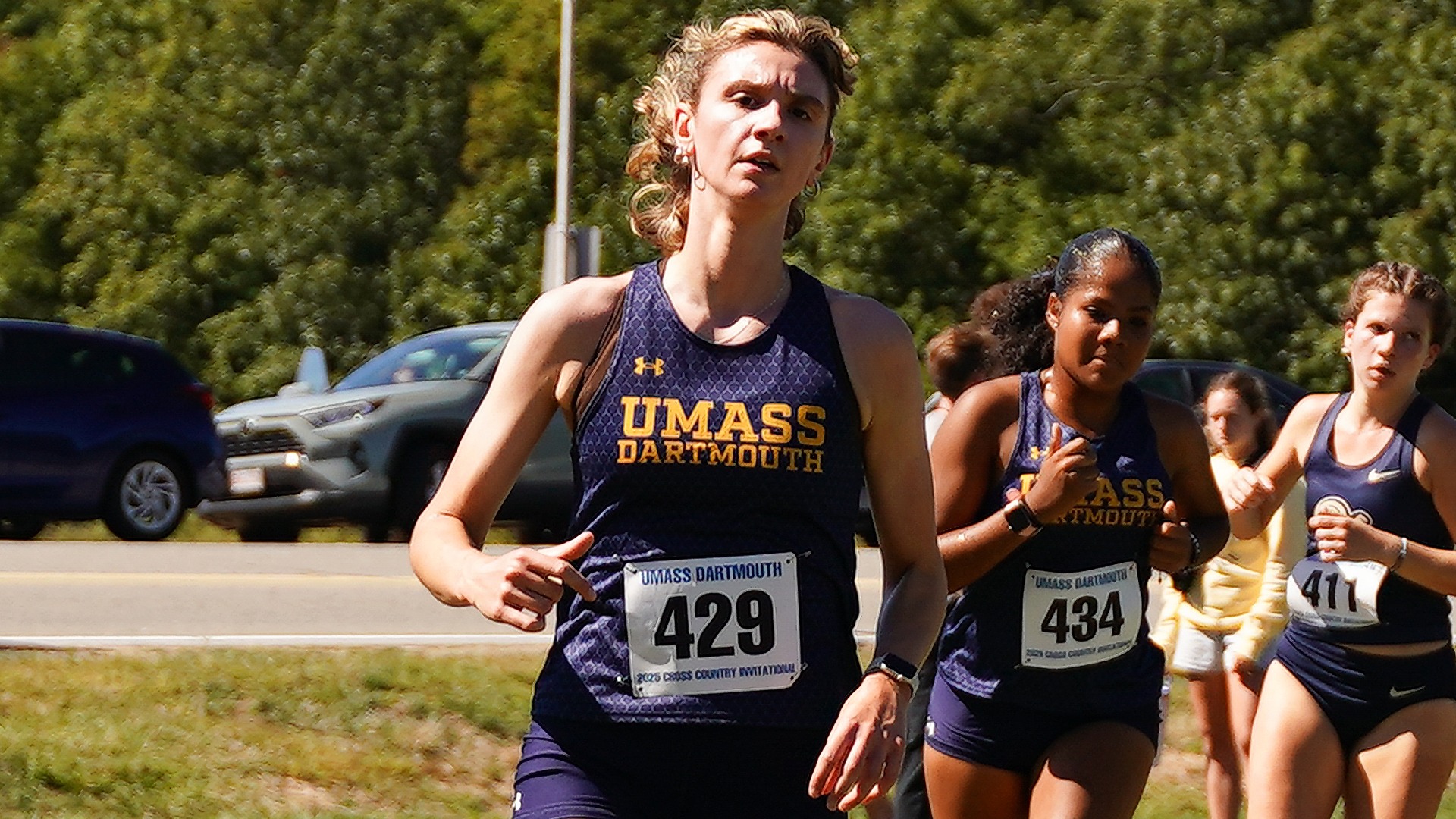 Liv DeSimone competes at the UMass Dartmouth Cross Country Invitational