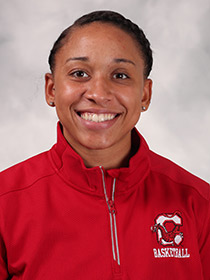 Head shot of Lindsey Minor