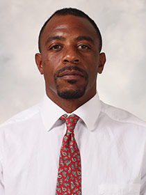 Head shot of LaMarr Peters