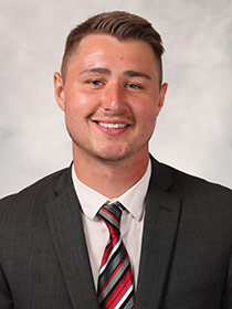 Head shot of Scott Bratt