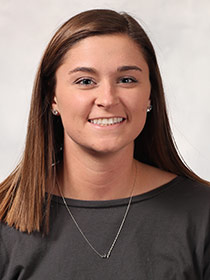 Head shot of Kylie Ryan