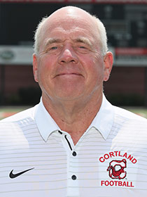 Head shot of Dan MacNeill