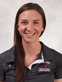 Head shot of Jordyn Naylon
