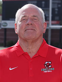 Head shot of Dan MacNeill