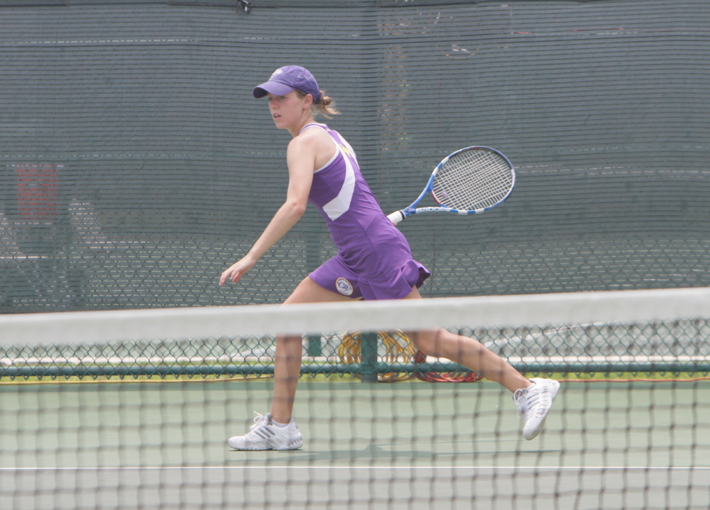 Rebecca Everett Women's Tennis University of Mary HardinBaylor