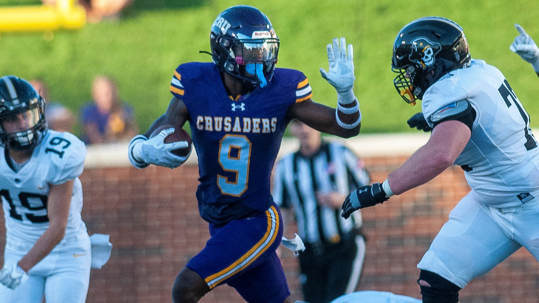 Titus Dunk Football University of Mary HardinBaylor Athletics