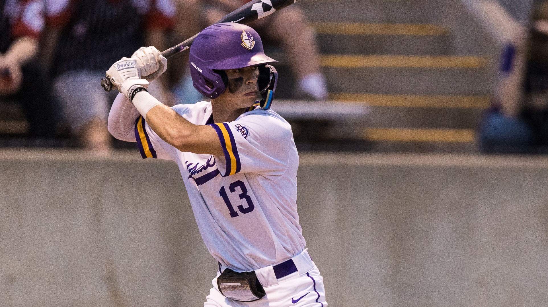 Sam Muniga - Baseball - University of Mary Hardin-Baylor Athletics