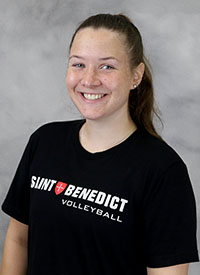 Head shot of volleyball sophomore Paige Andries