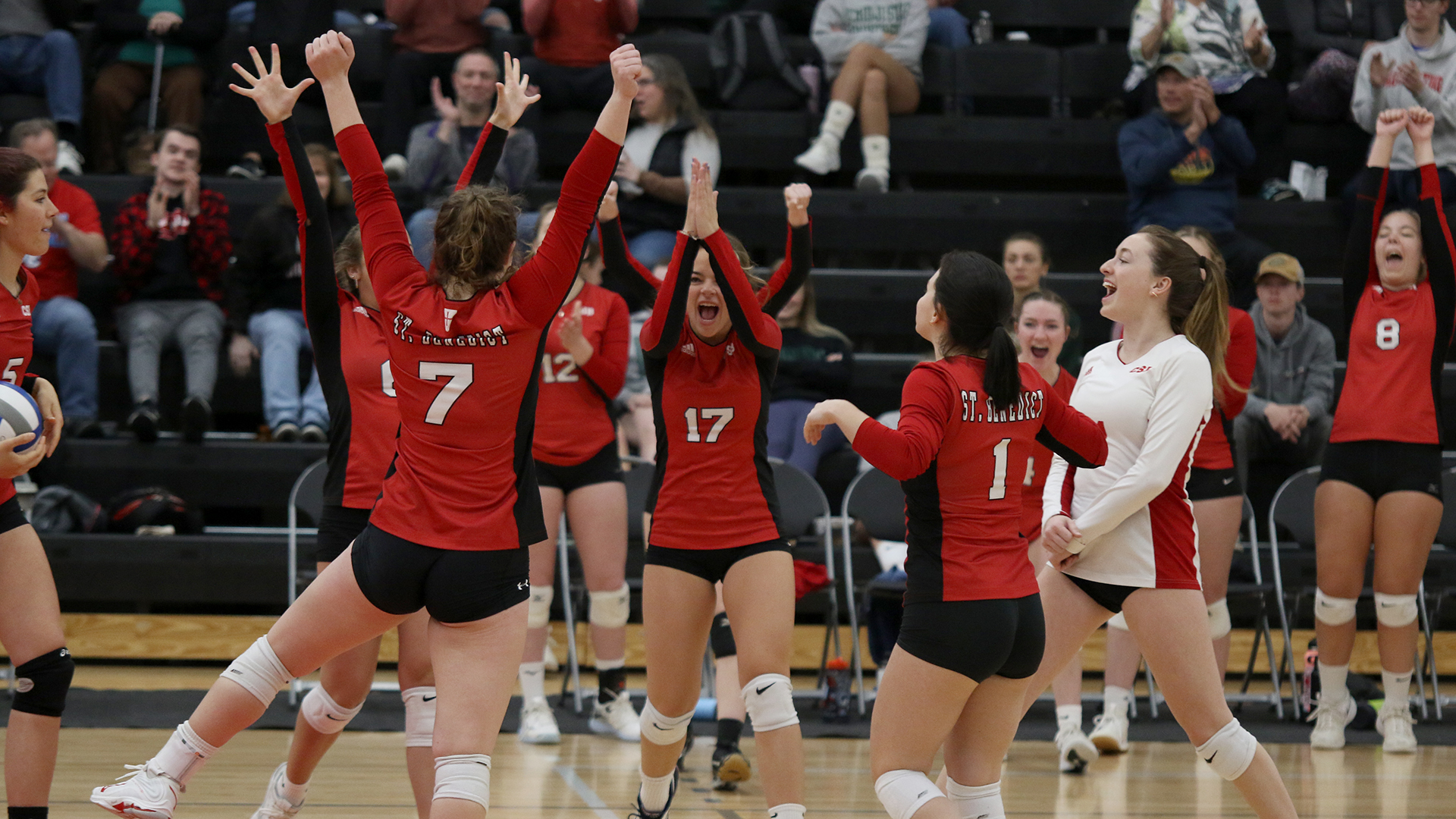 CSB Club volleyball celebrates vs Minnesota-Duluth (4/10/22)