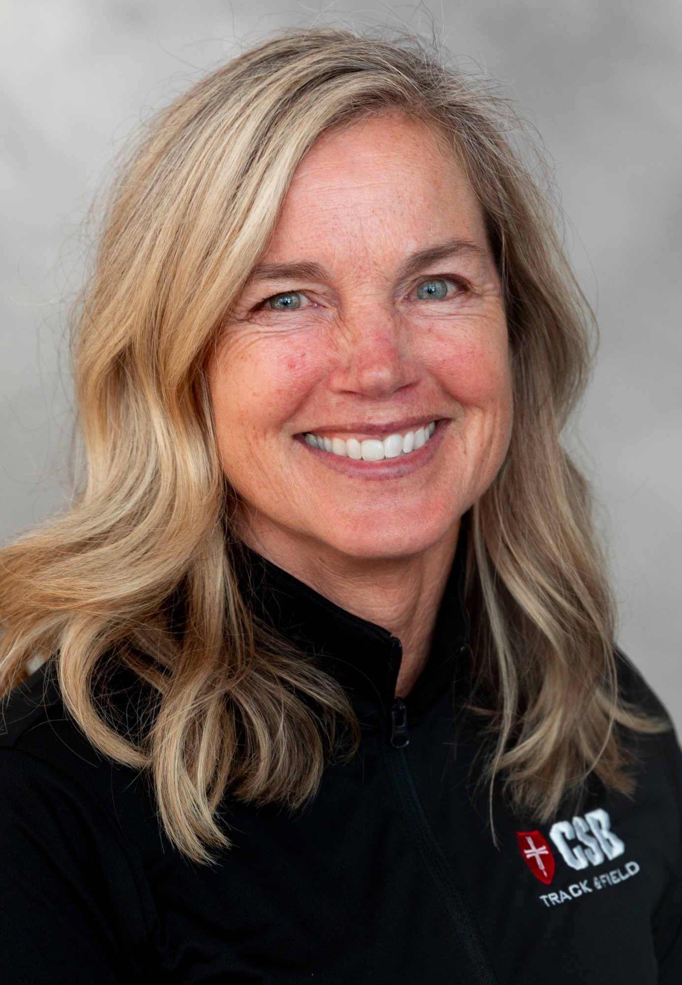 Robin Balder Lanoue 2024 fall headshot