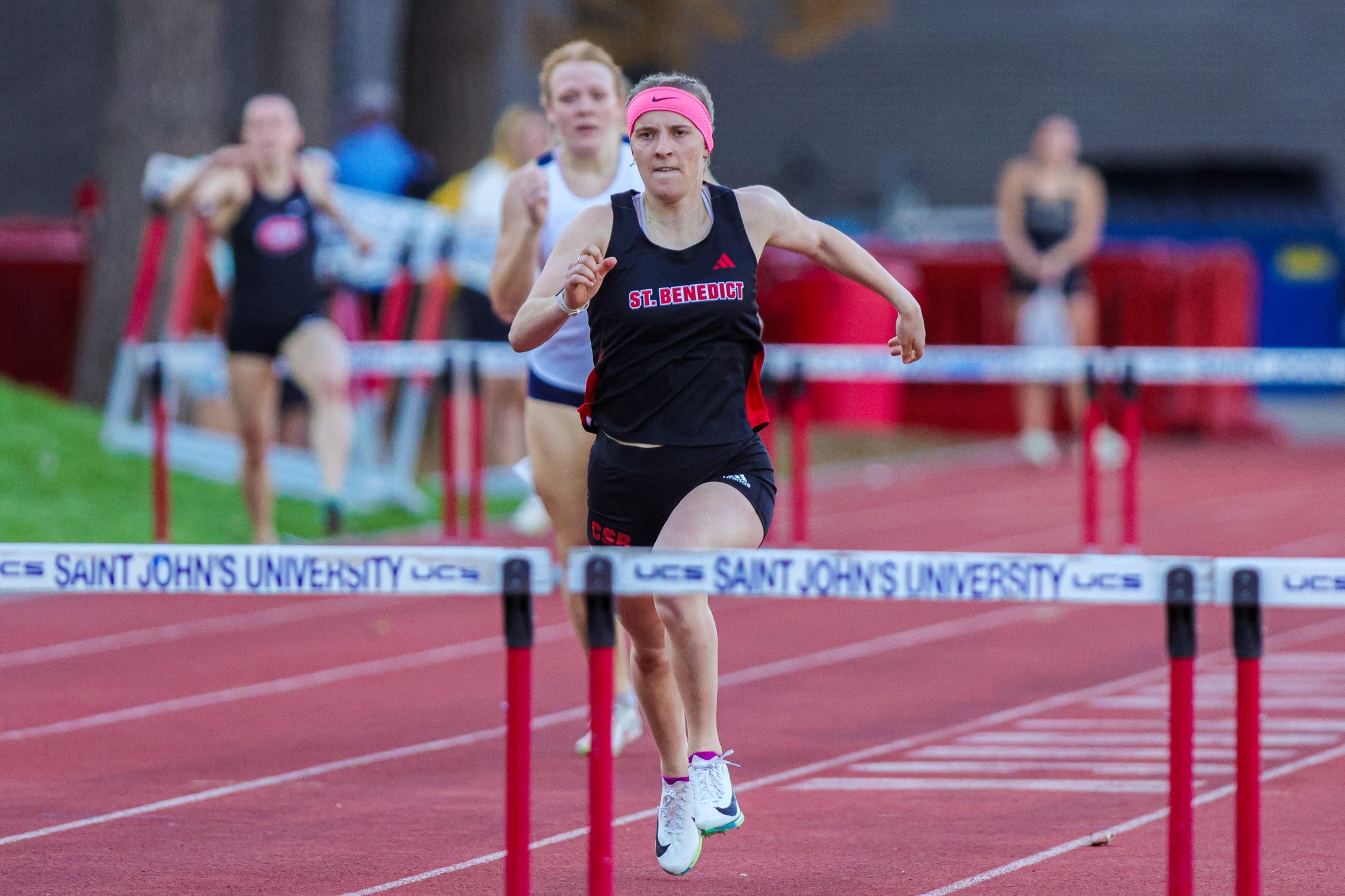 Lauren Berg - Outdoor Meet