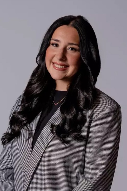 Bailey Stark Head Shot