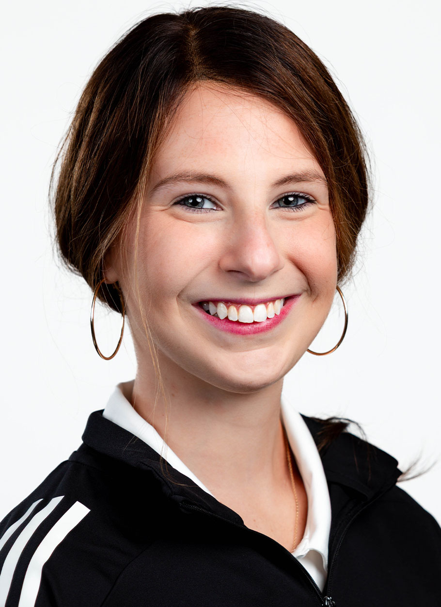 2026 soccer headshot - Molly Miller