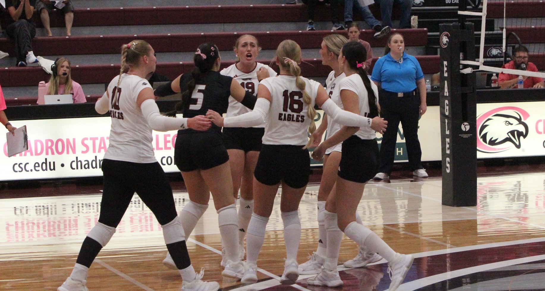 Team huddle vs. ASU