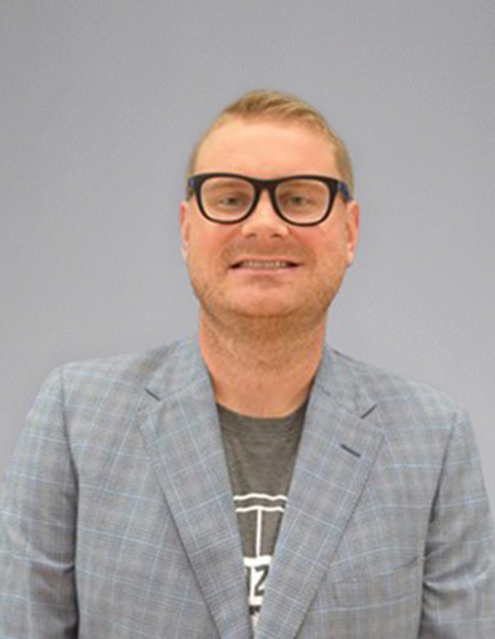 tom cropped