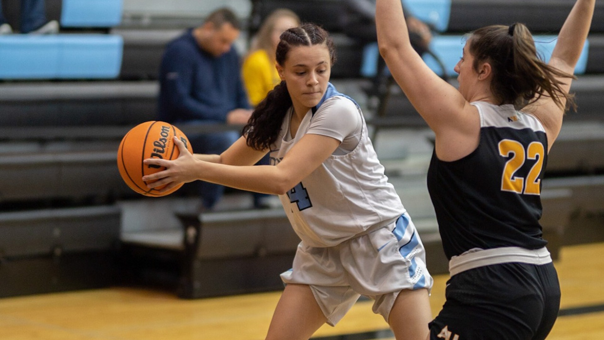 Gia Esposito Women's Basketball College of Staten Island Athletics