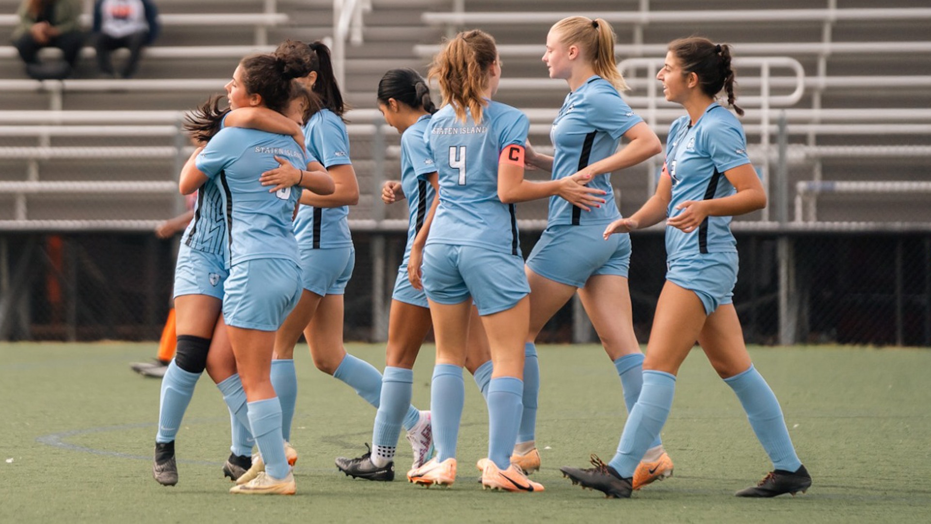 WOMEN'S SOCCER SCORES SEASONHIGH FIVE GOALS IN WIN OVER LINCOLN