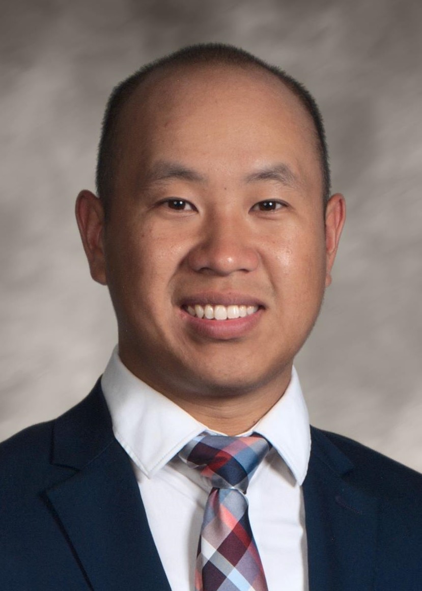 Coach Peter Xiong 2018 Head Shot
