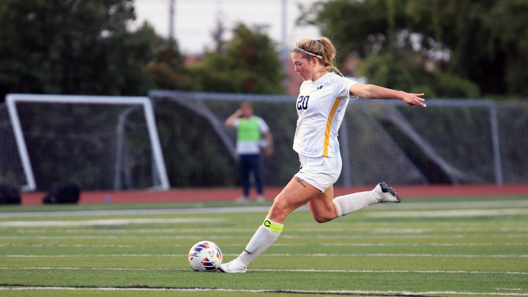 Katie Anderson breaks career goal record in the loss at UMary