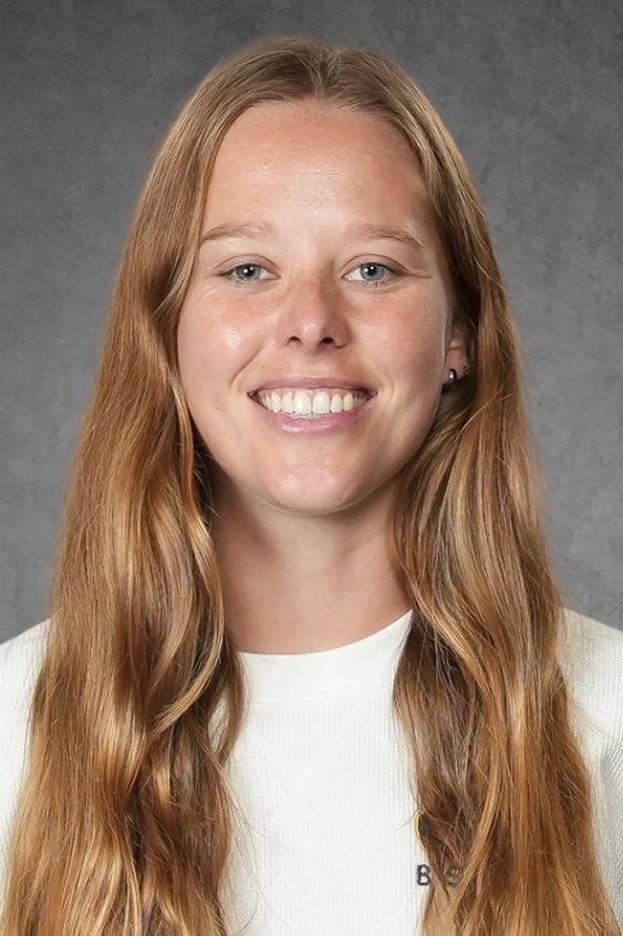 Maggie Negaard 2024-25 Headshot