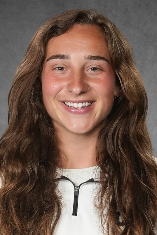 Jacqi Rae 2024-25 Headshot