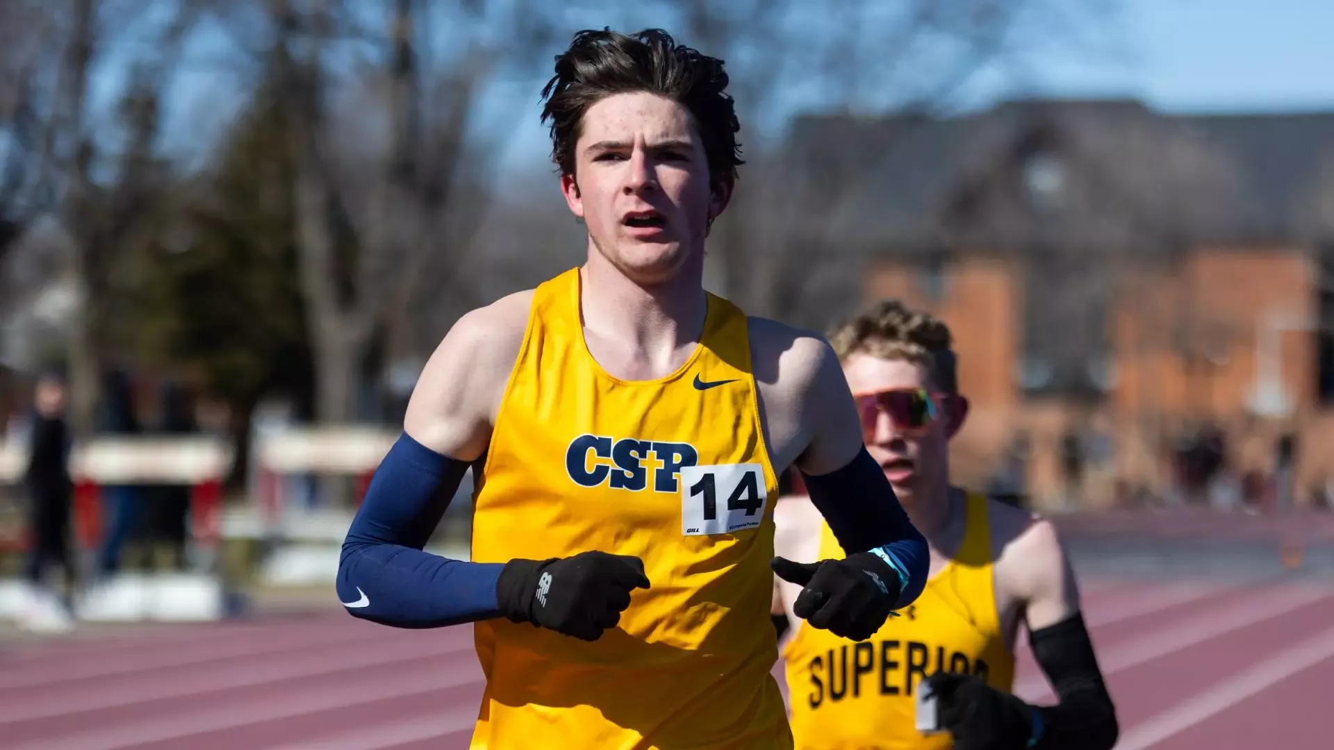 Travis Tock competes at the 2025 Hamline Invite