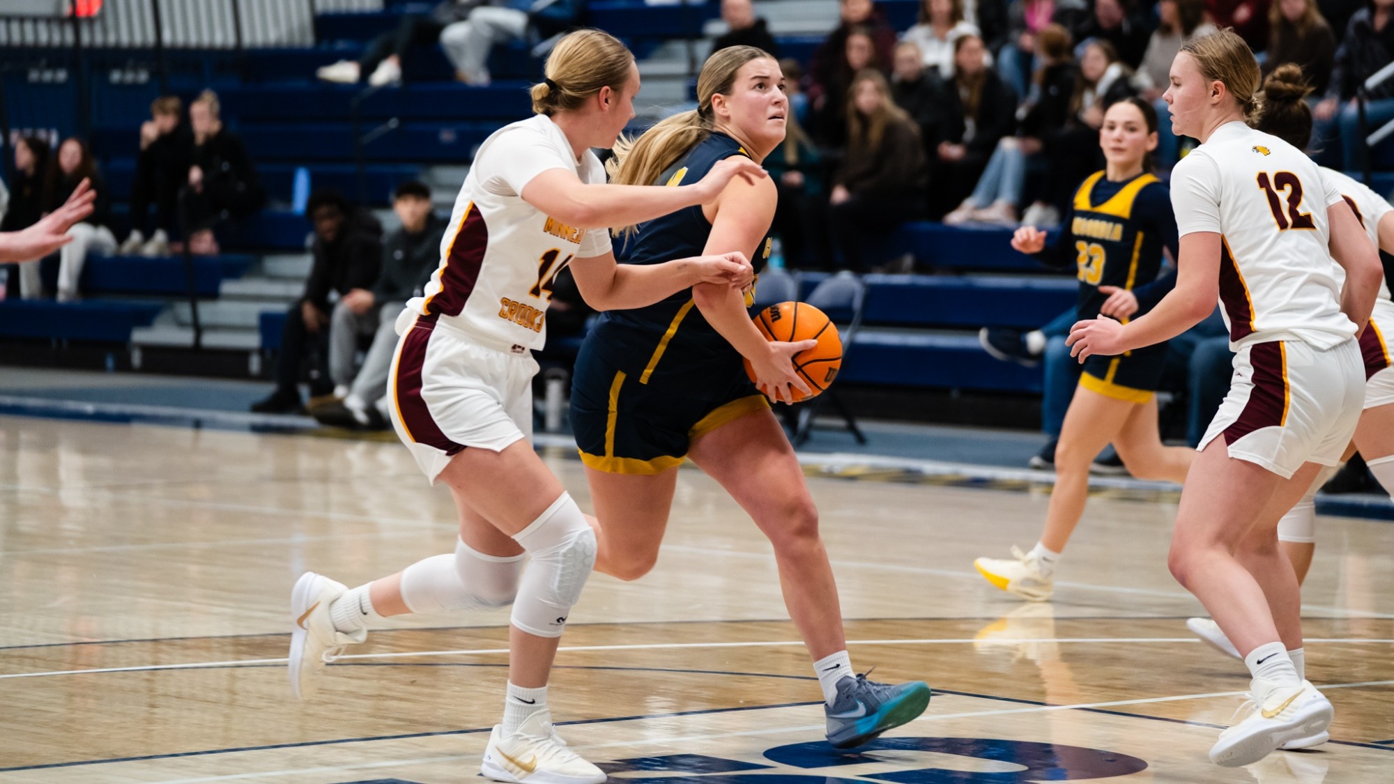 Women's basketball Lauren Wilson 01/10 v. UMC