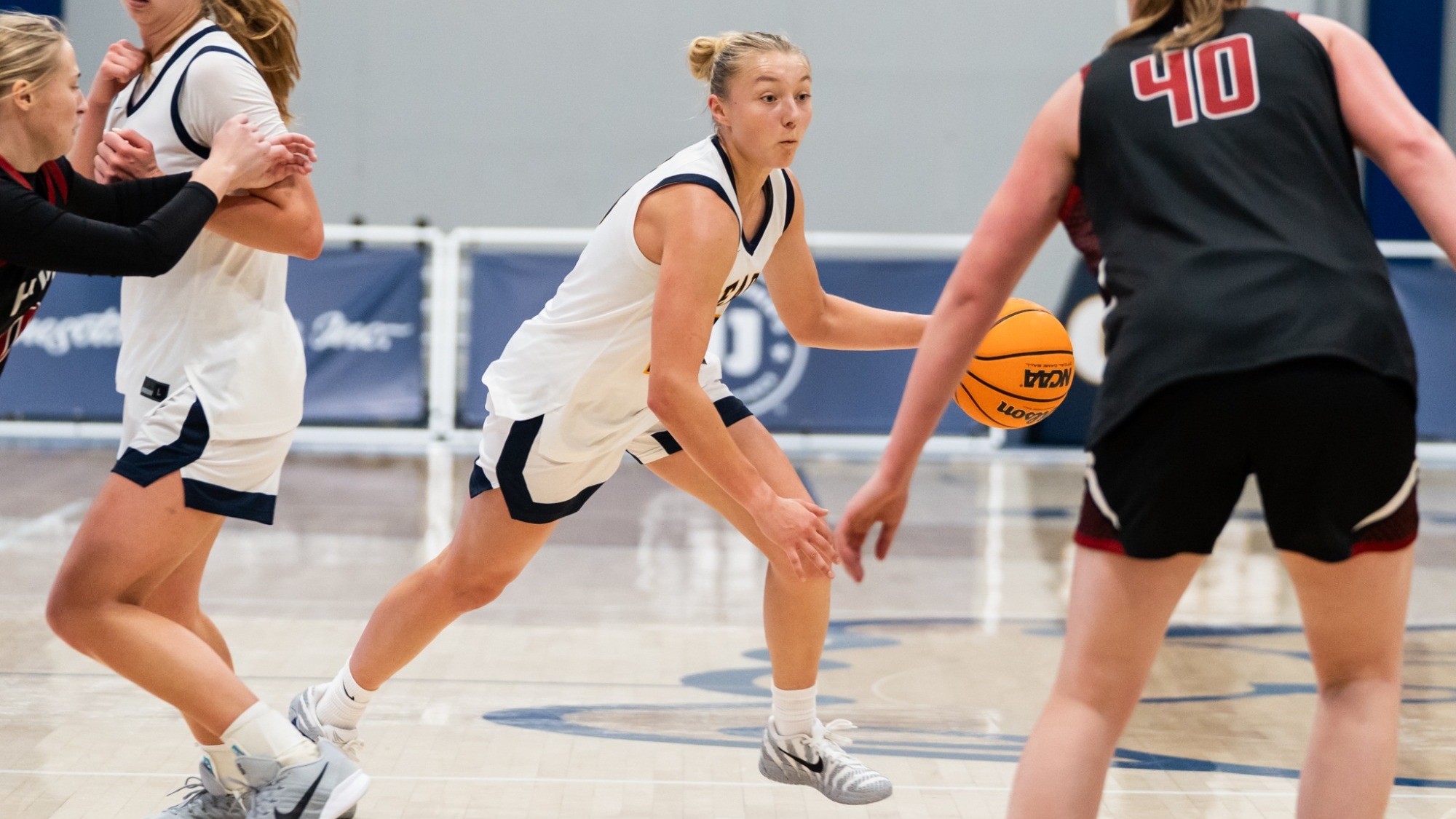 2026-27 women's basketball Ella Kuhlman v. Hamline 