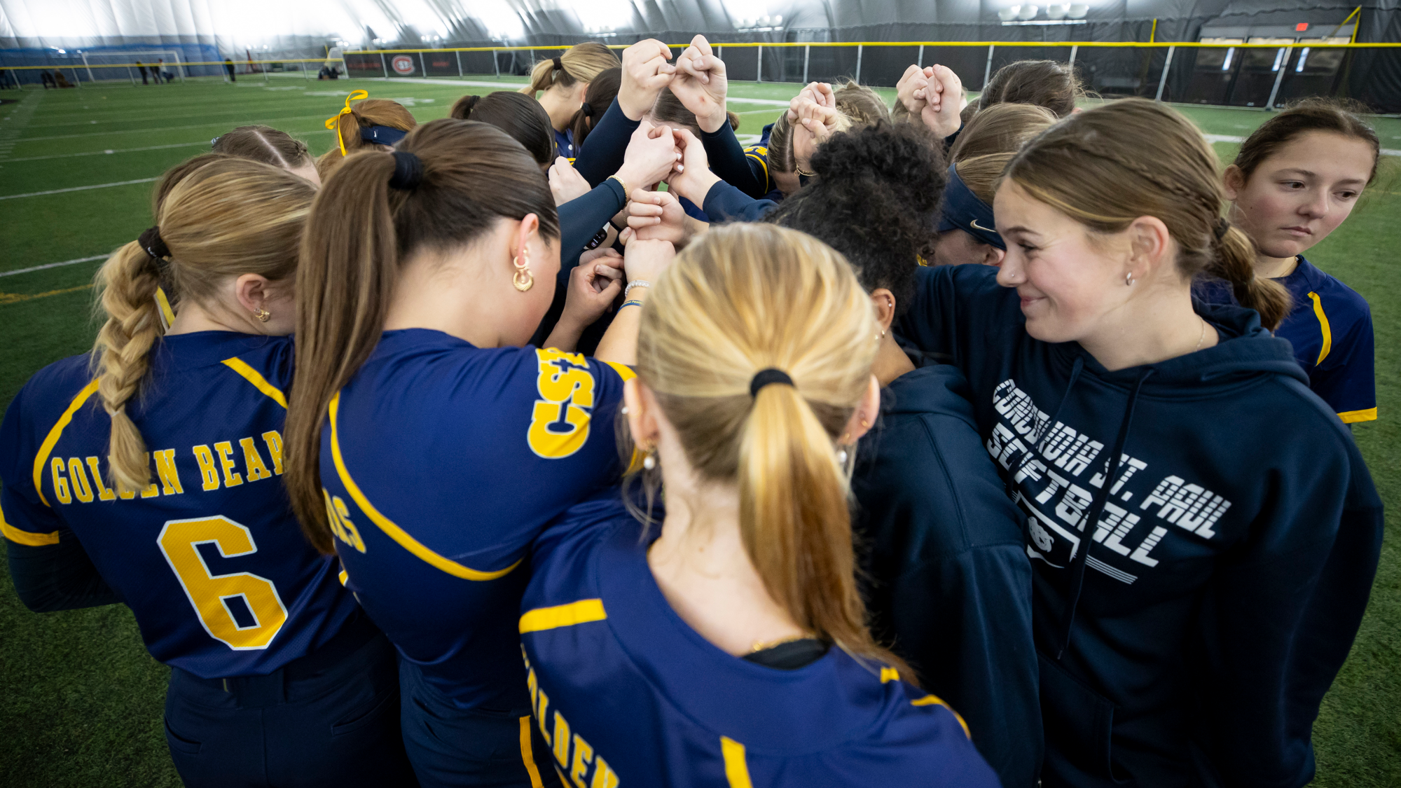 2026 softball team photo