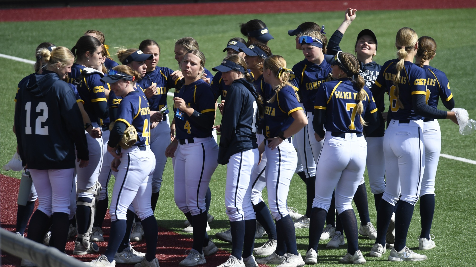 2026 softball team photo v. NSU 