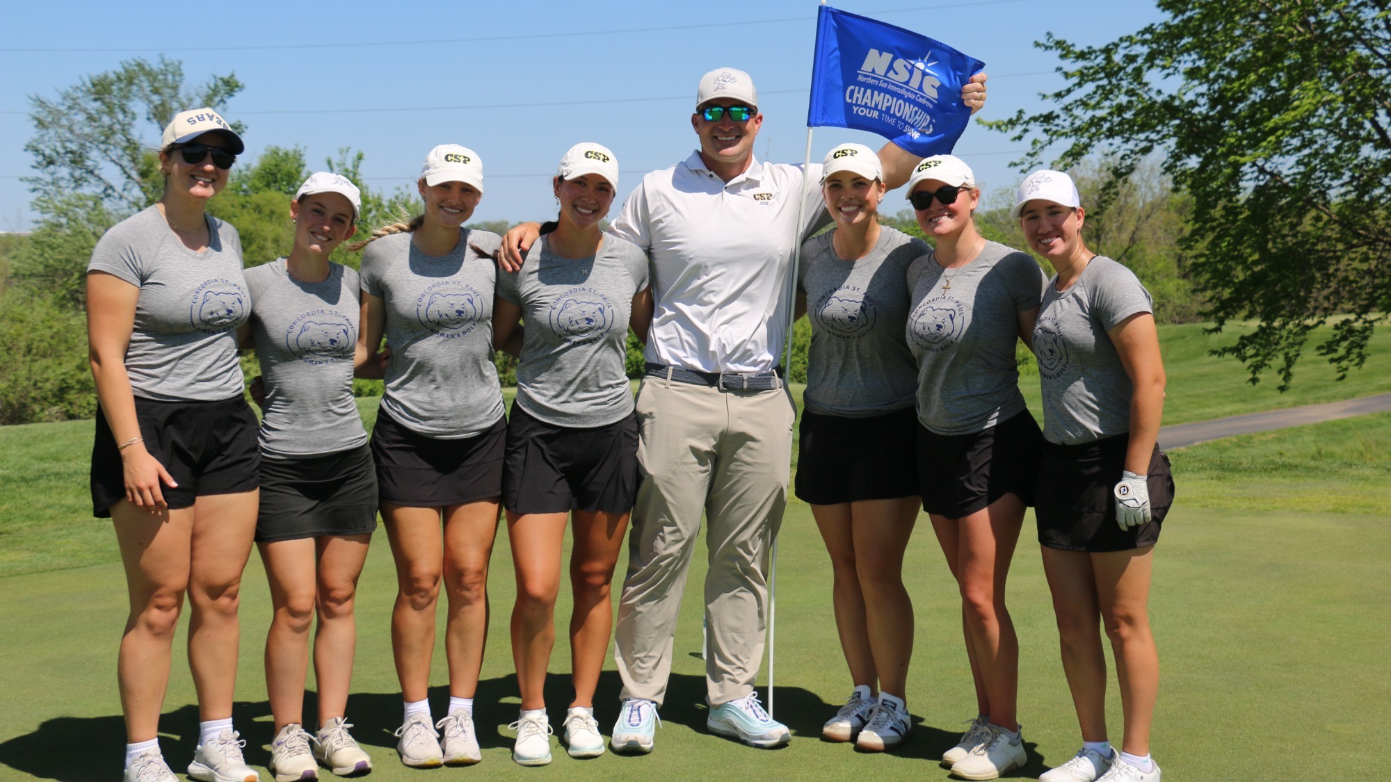 2025-26 women's golf team photo NSIC Championships 