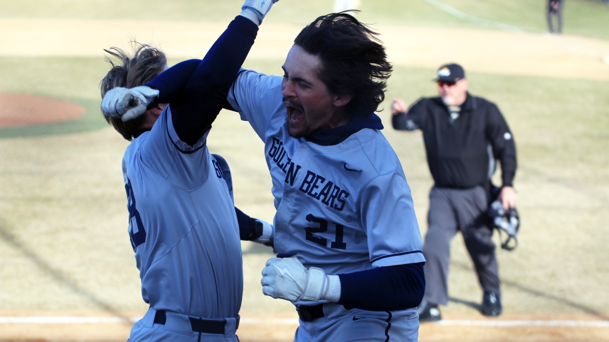 Charlie Harms 2026 vs WSU HR celebration