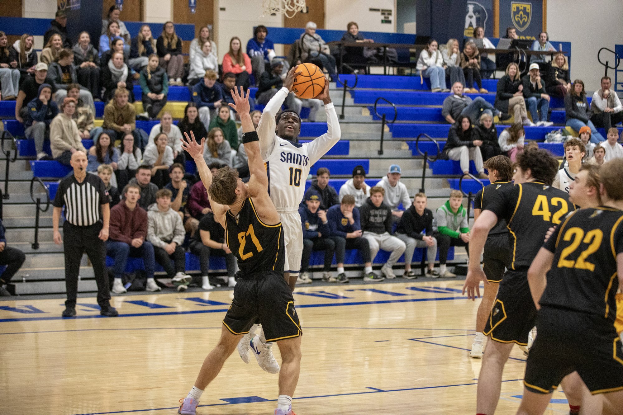 Davion Butler jump shot