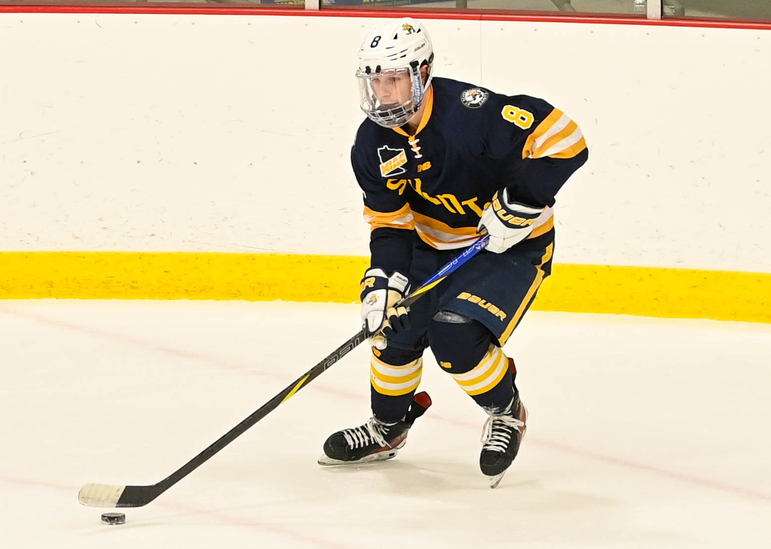 M Hockey Isaac Suppin