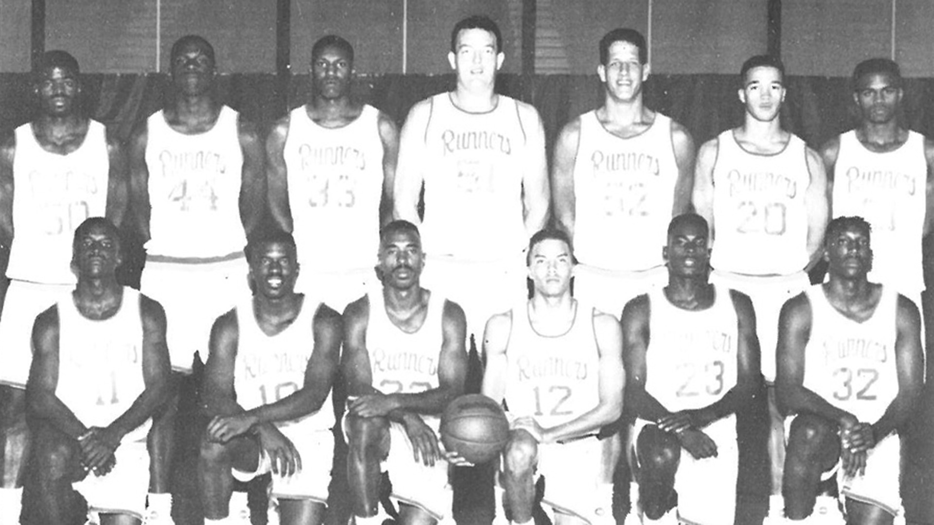 cal-state-bakersfield-college-basketball-courts-college-football