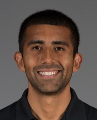 assistant coach dr. andres de la cruz