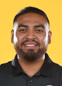 assistant coach ramon rivas