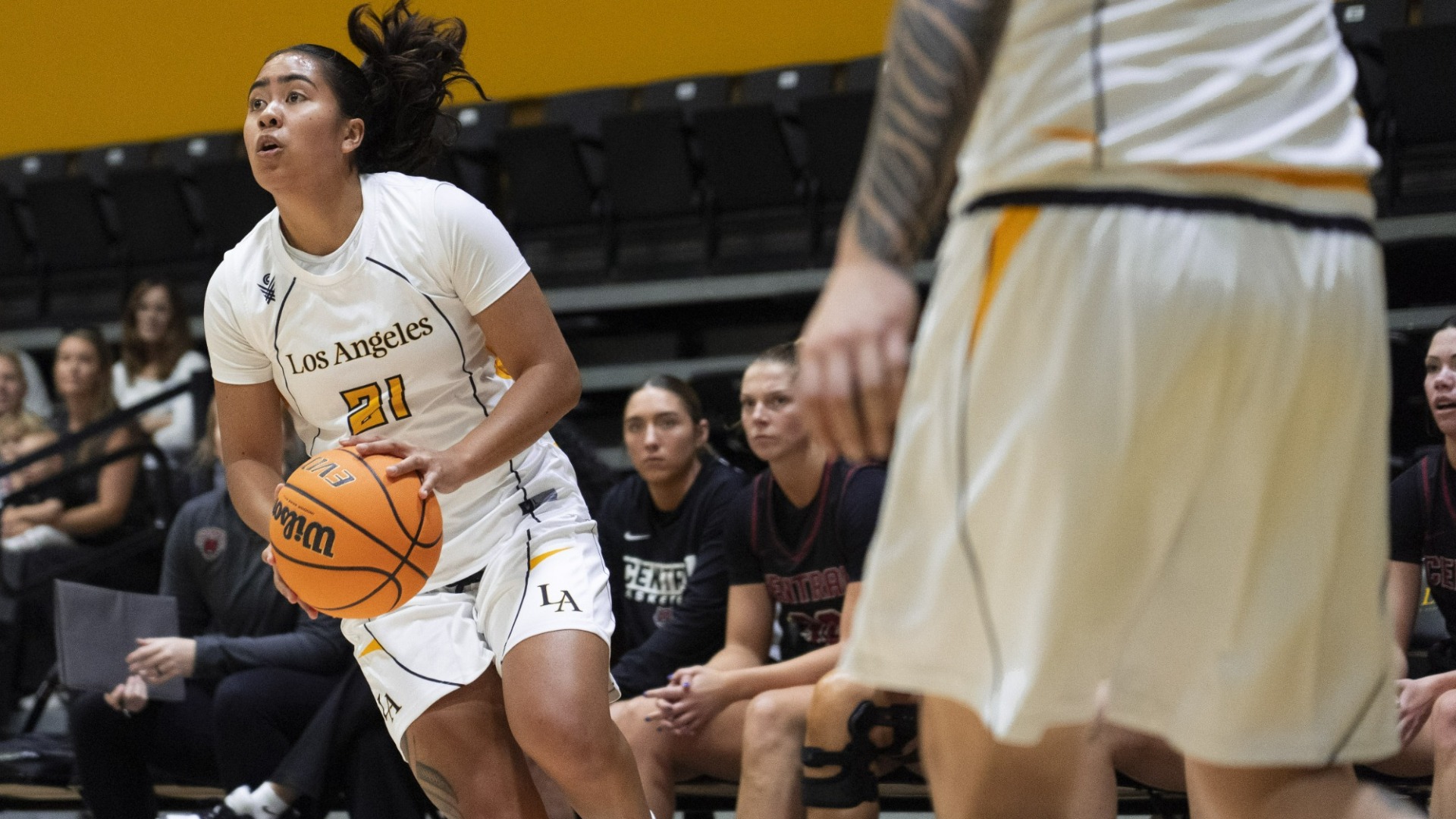 kyara walter gets ready to take a shot