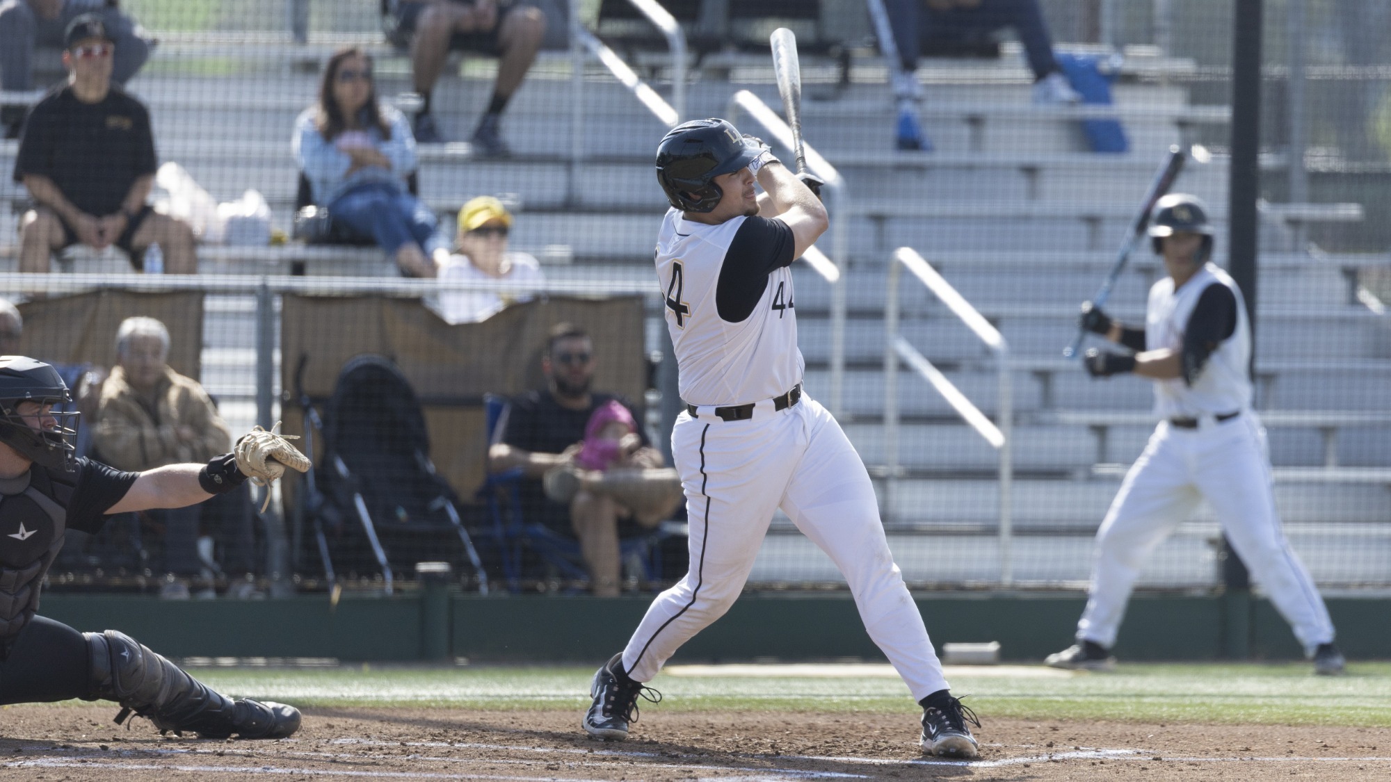 omar gonzalez follows through on a hit