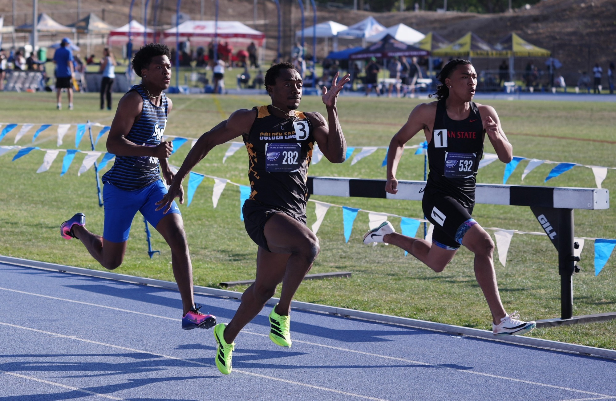 wallace aflamah speeds to the finish in 100 prelims