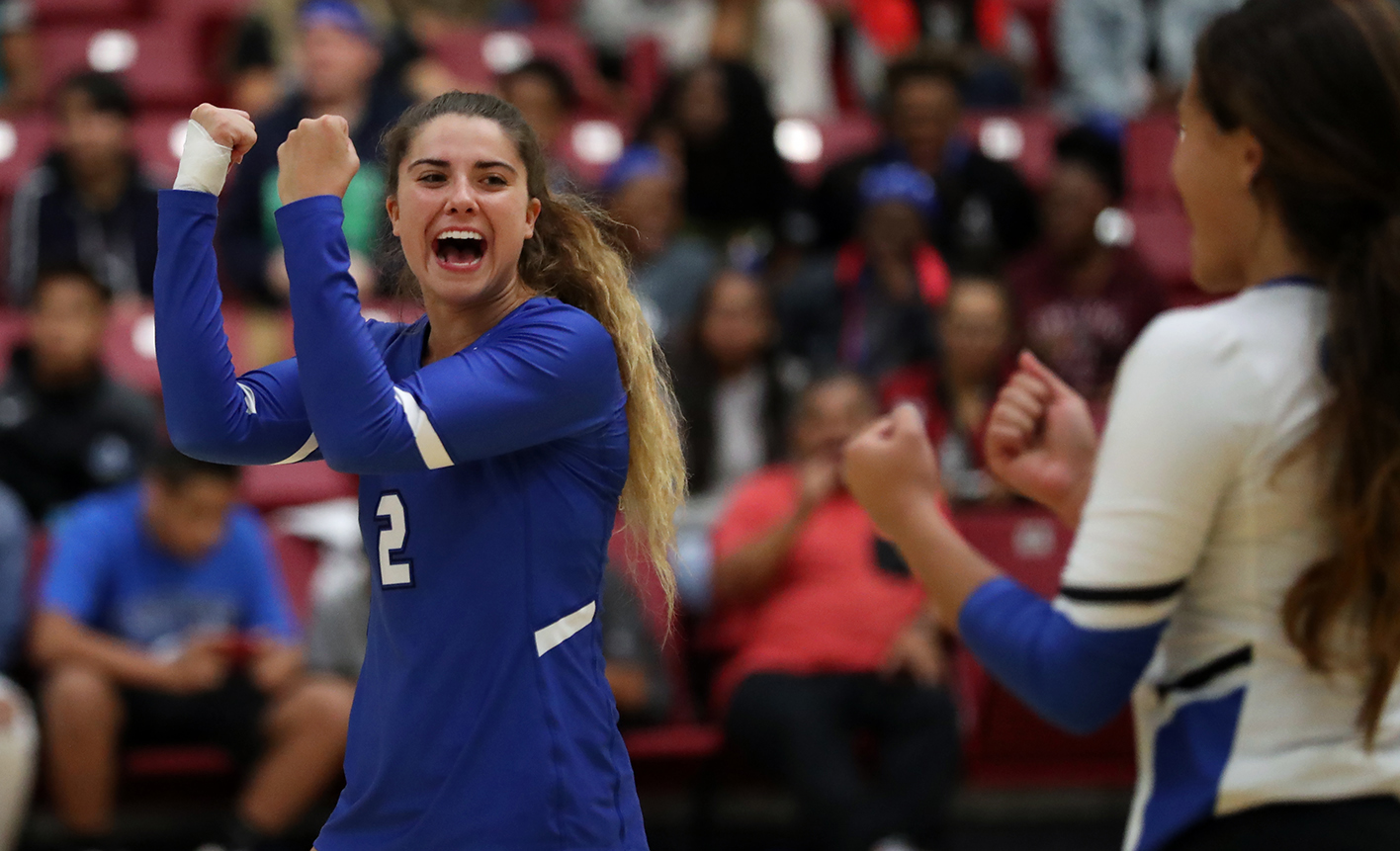 Lauren Nicholson Volleyball California State University of San