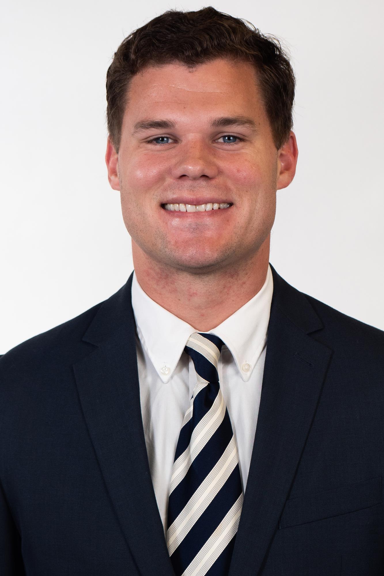 Zack Johnson headshot 21-22