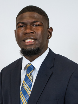 FB Student Manager Headshots 2026