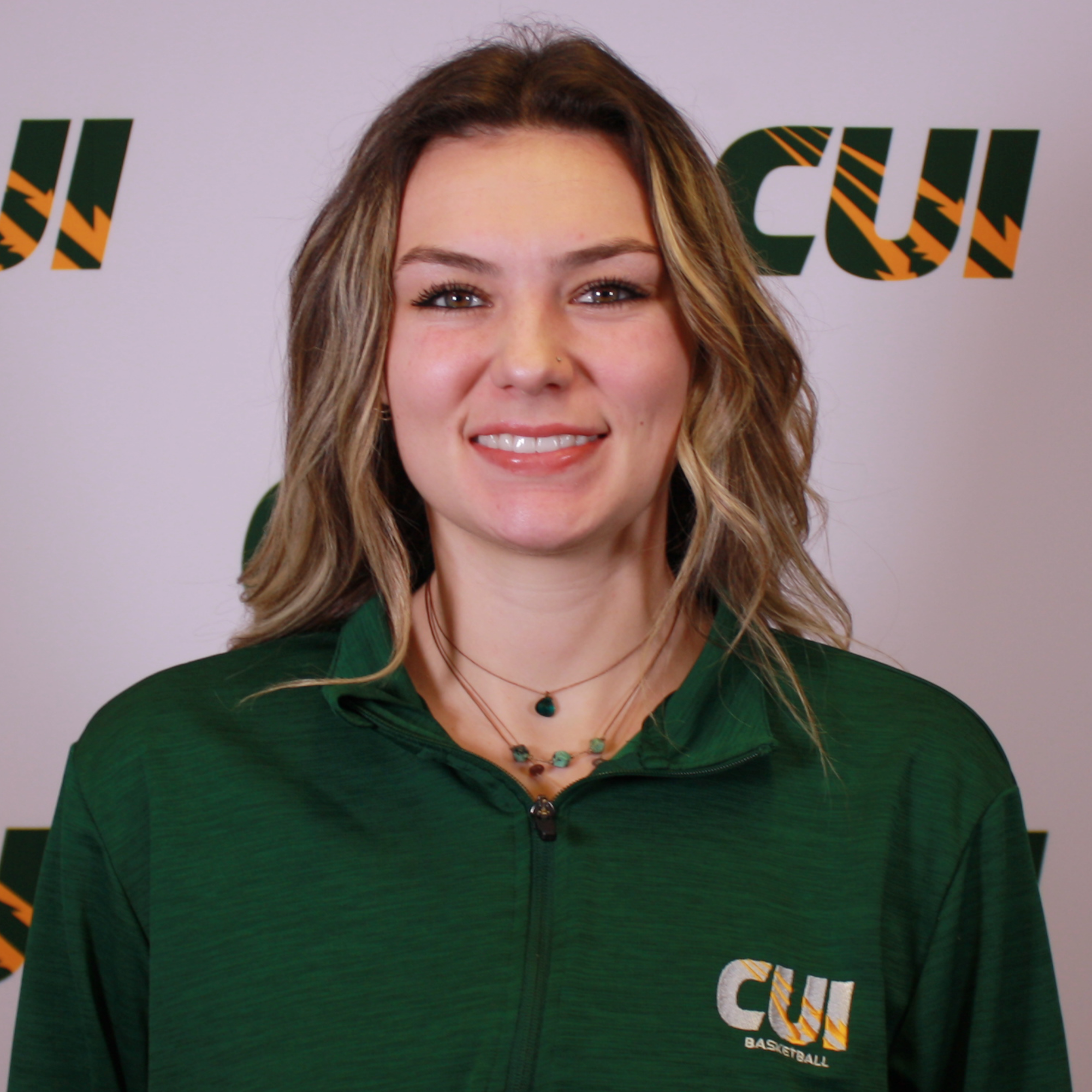 Michaela VanderKlugt coach bio pic