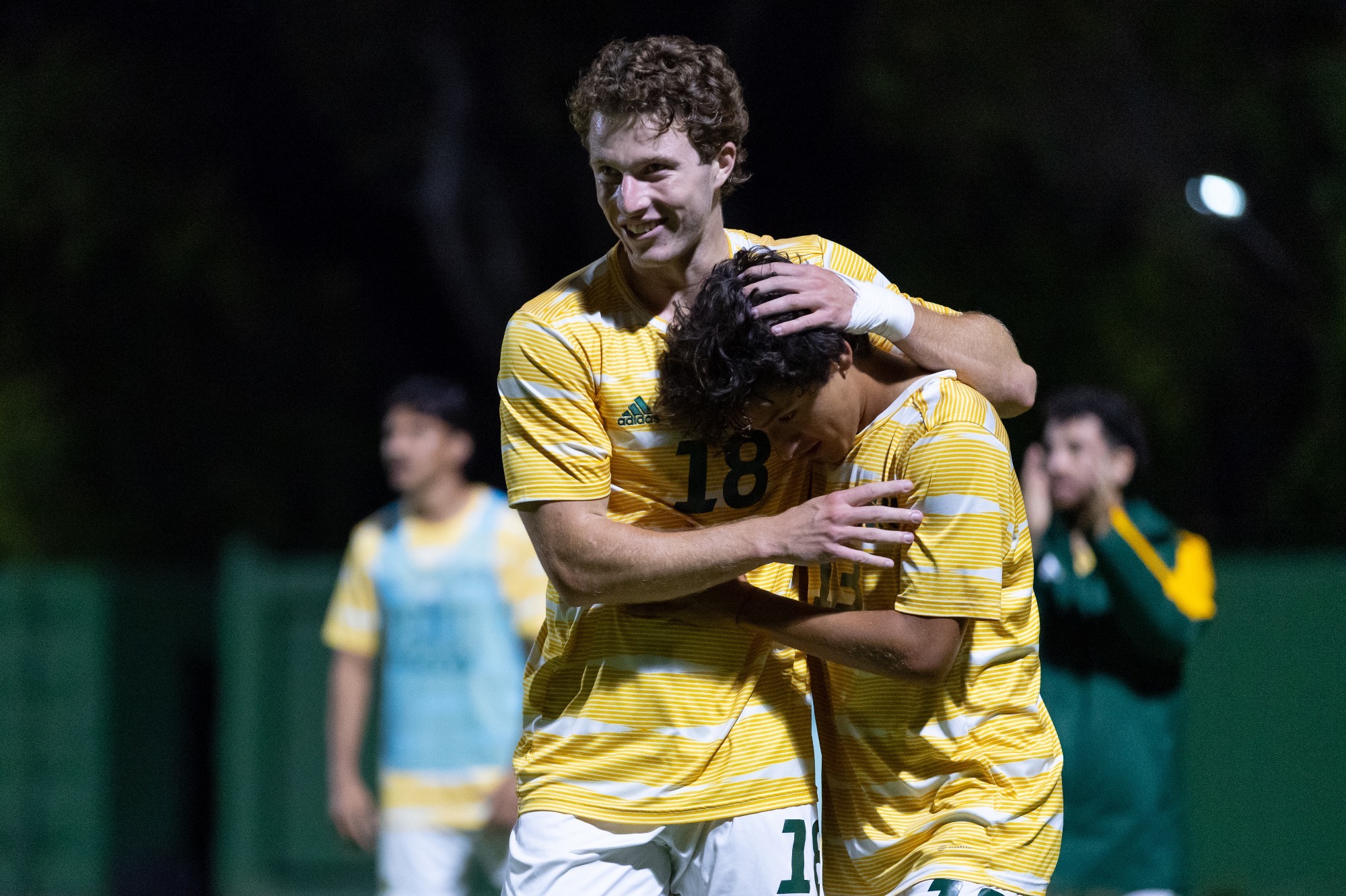 7-0 msoc beat biola