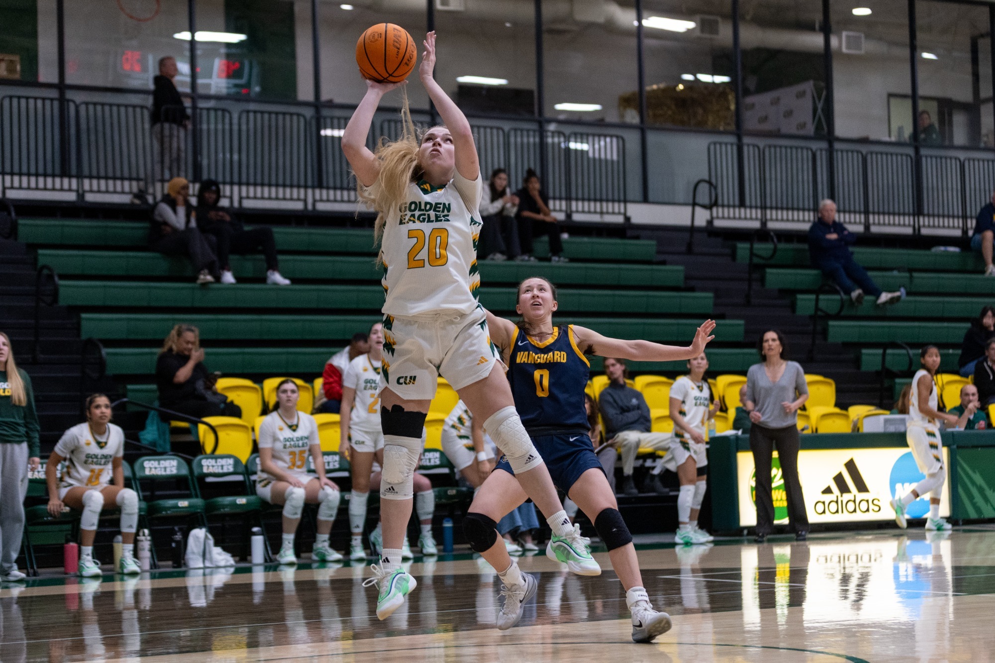 Allison Shumate layup vs Vanguard