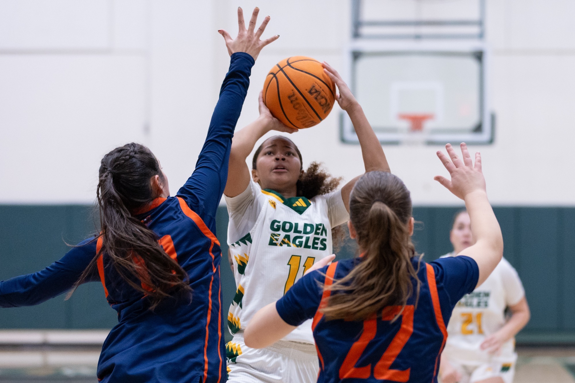 Asia Darcuiel Midrange jumper vs FPU freshman year