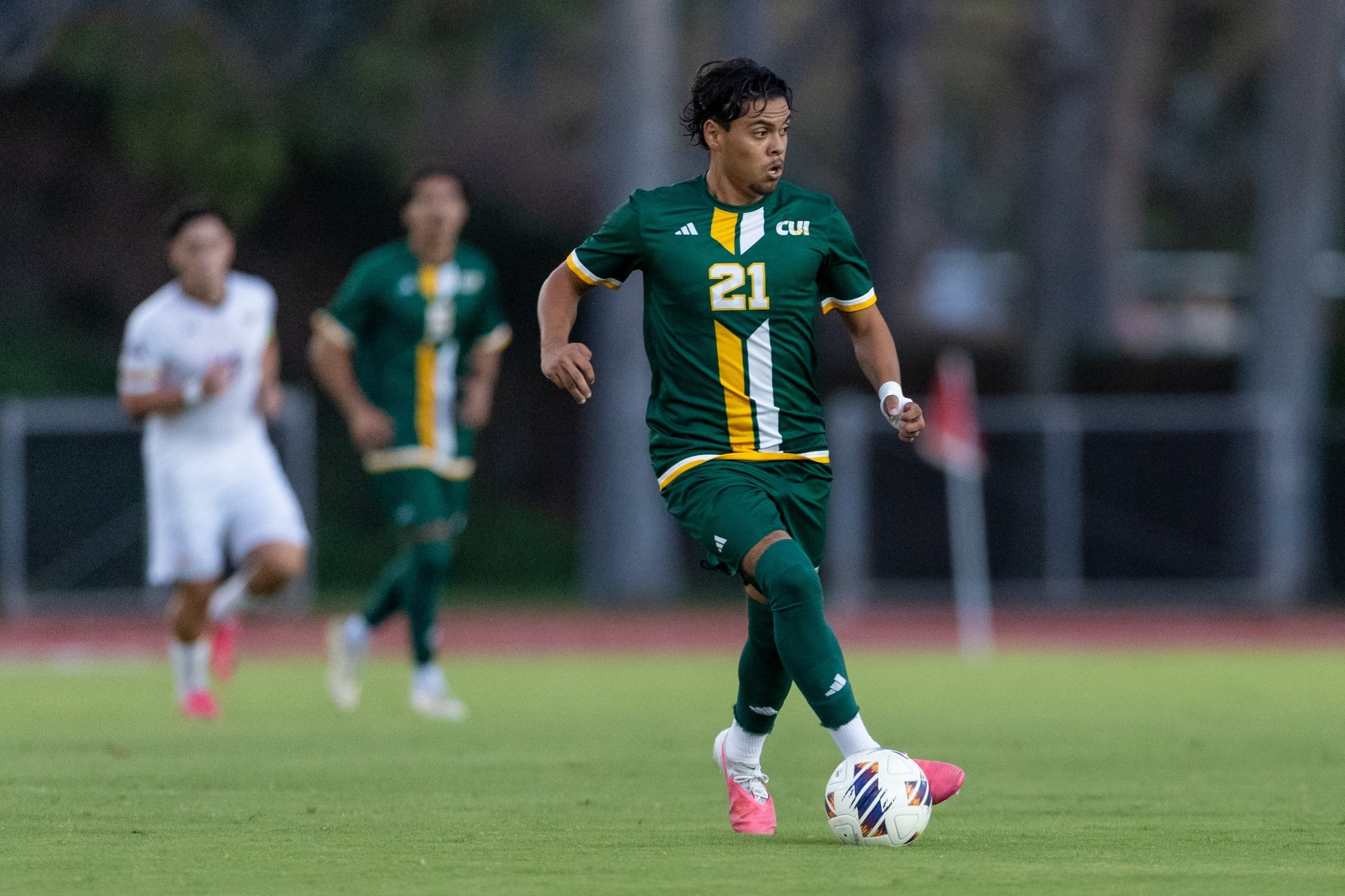 Bryan Maldonado dribbling vs CSUDH in 2026 match