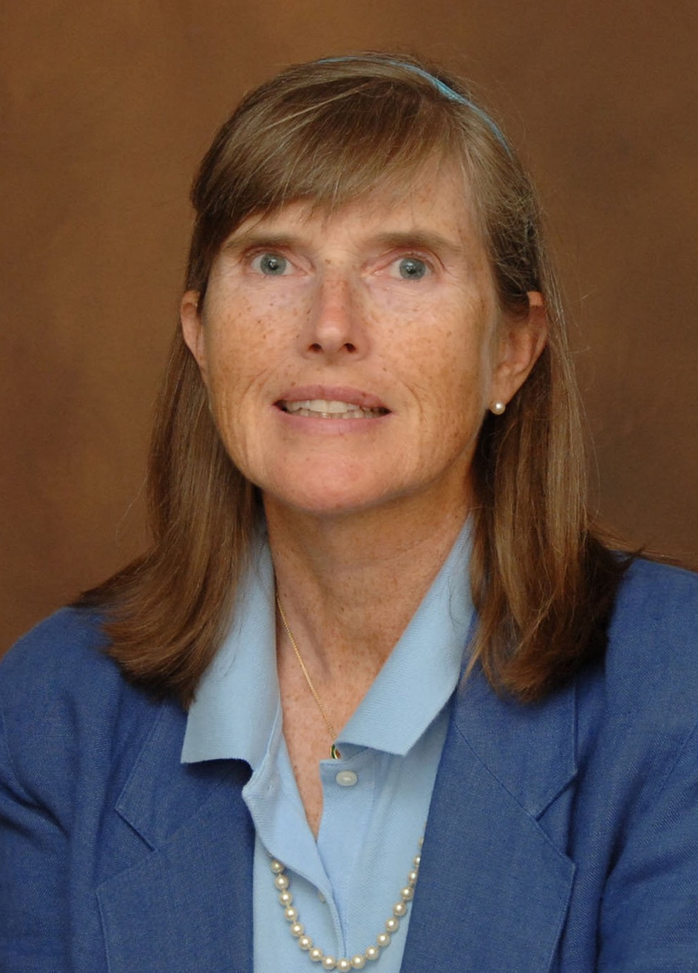 Debi Trau Headshot