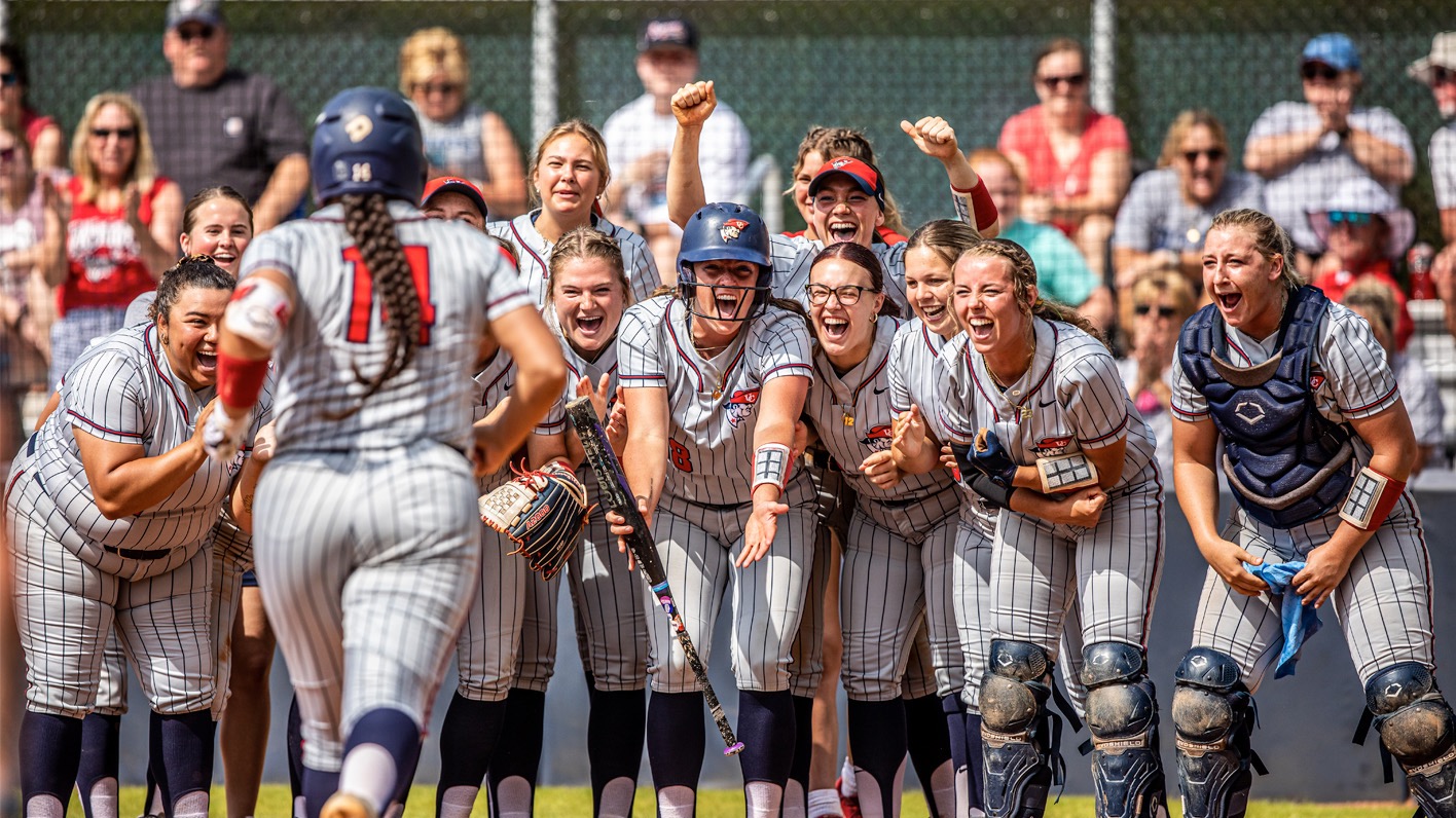 Bryant Blasts Cumberlands into the NAIA Opening Round Championship